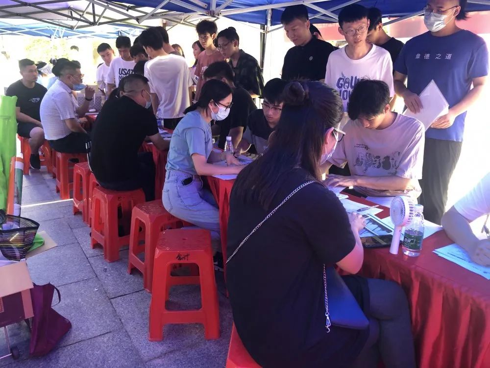 我司参加广州华立学院校园招聘活动